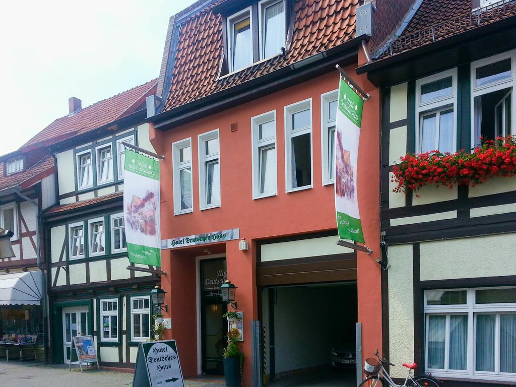 فندق نورتهايمفي  Gastehaus Deutsches Haus المظهر الخارجي الصورة